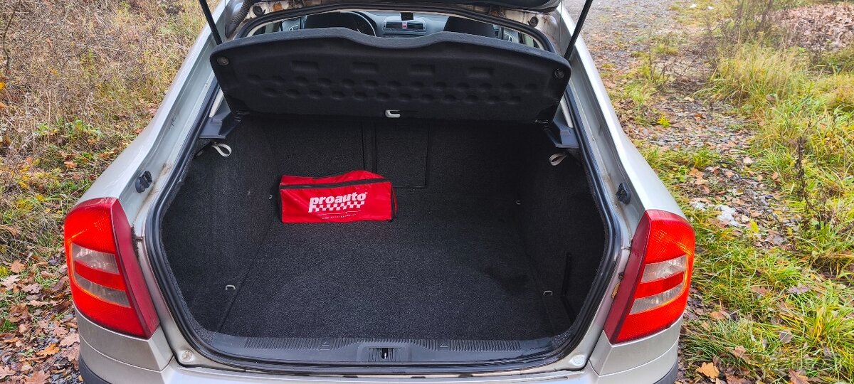 Škoda Octavia II. sedan 1.9 TDI, 77 kW, BKC - 7