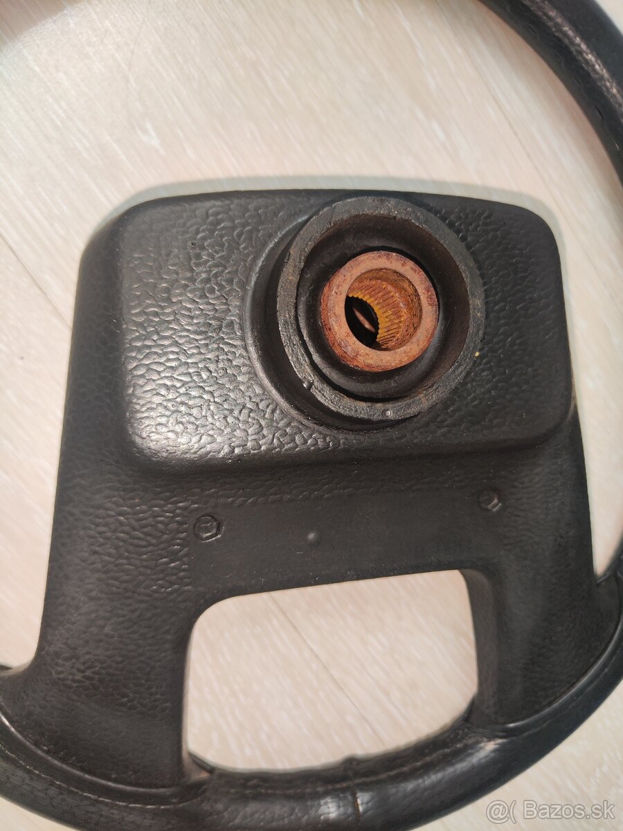 Volant škoda 120 - 7