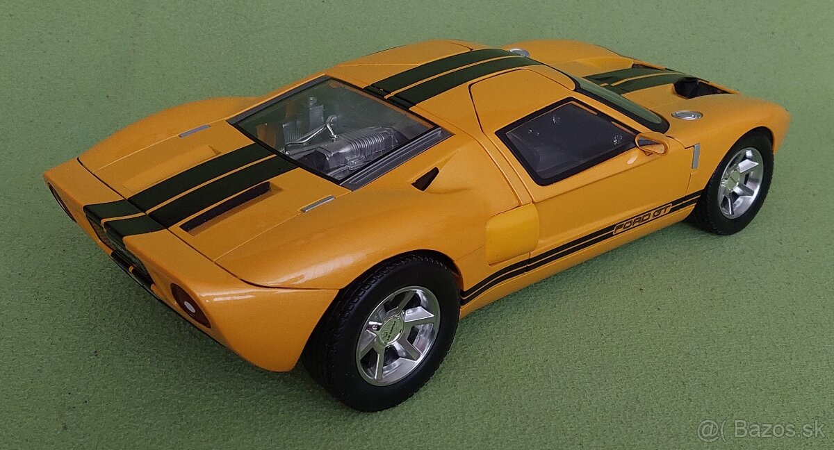 Ford GT 2004 1:12 - 7