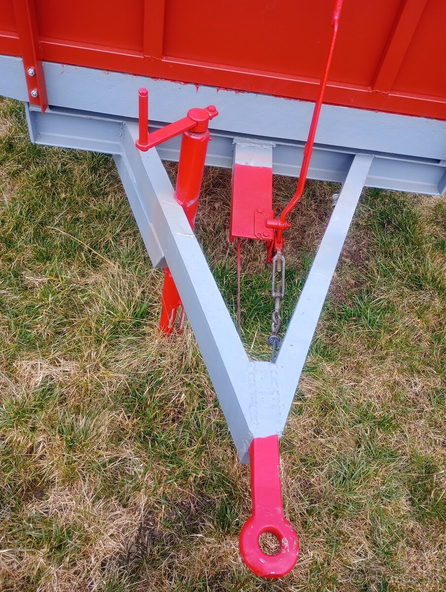 Vyklapacia vlečka - 7