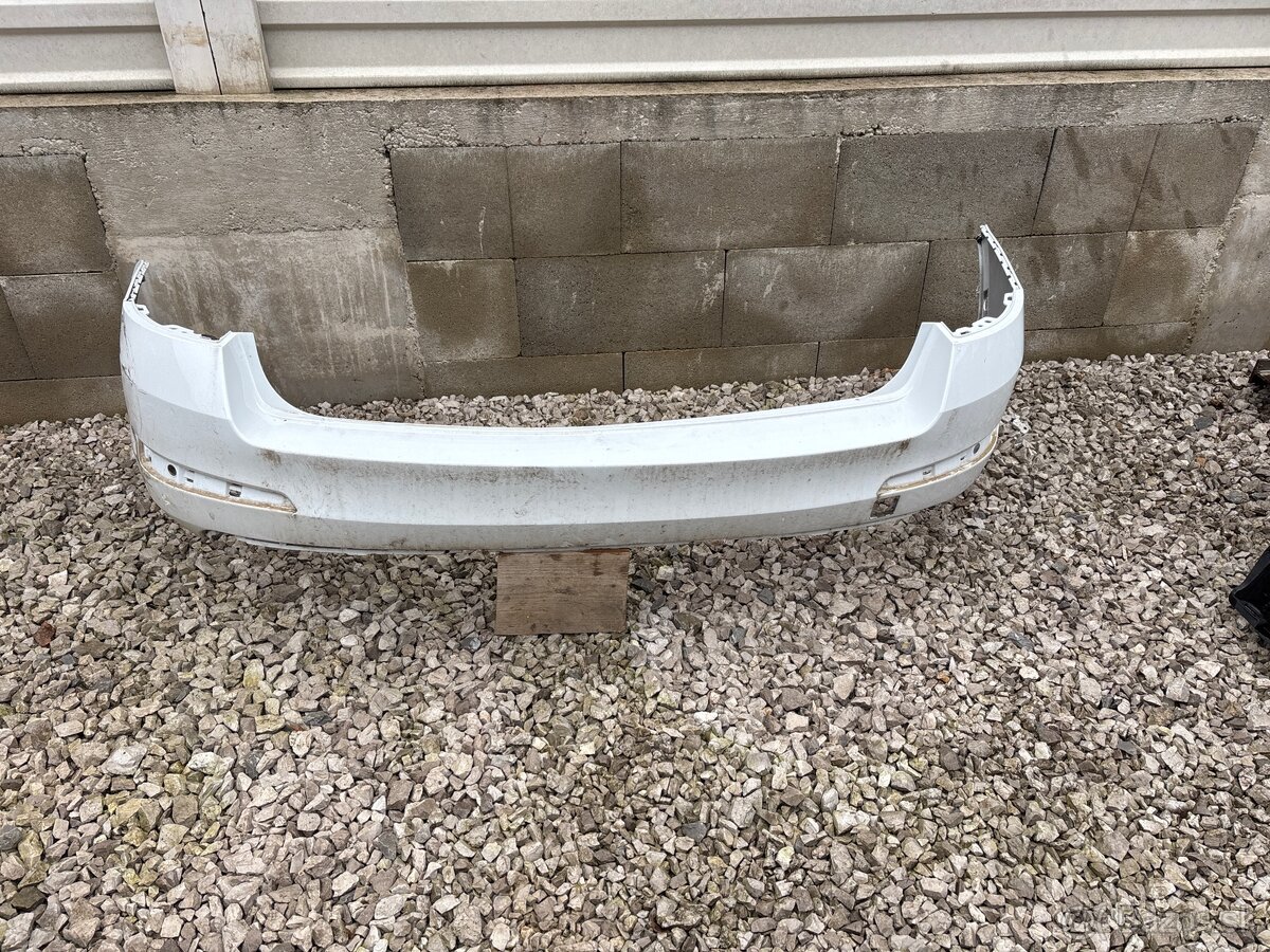 Octavia 3 naraznik maska lišta svetlo - 7