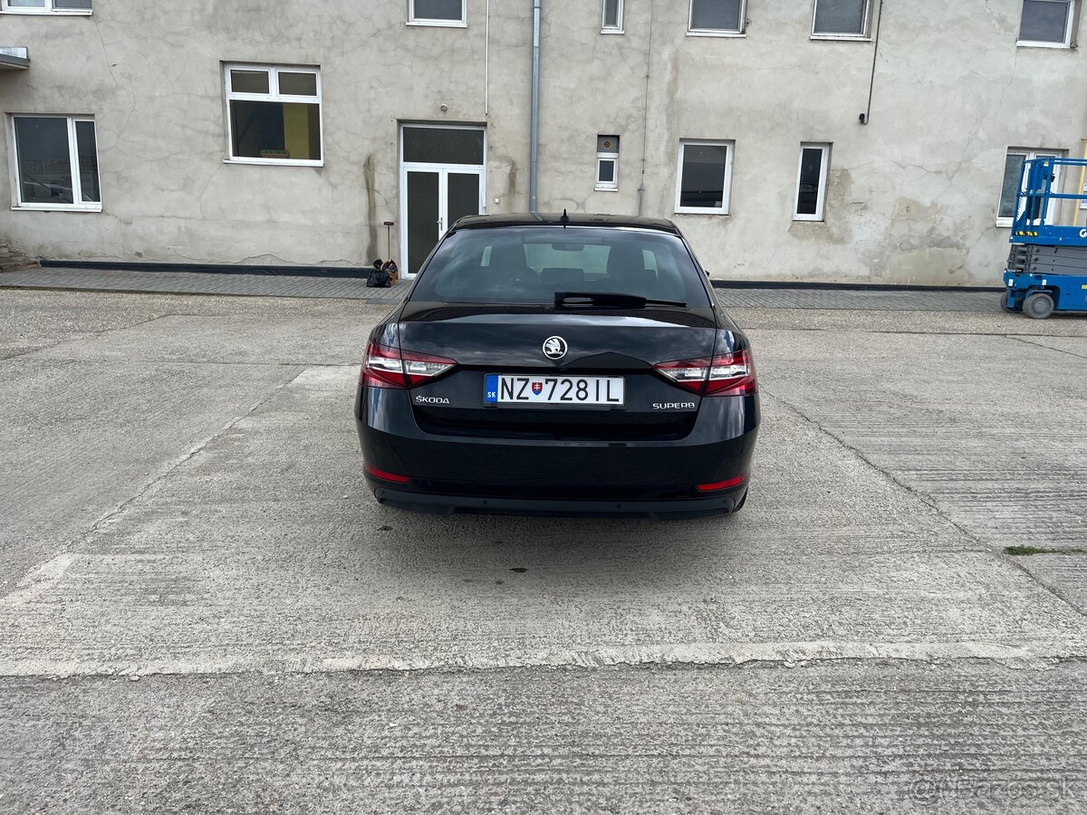 Škoda Superb - 7