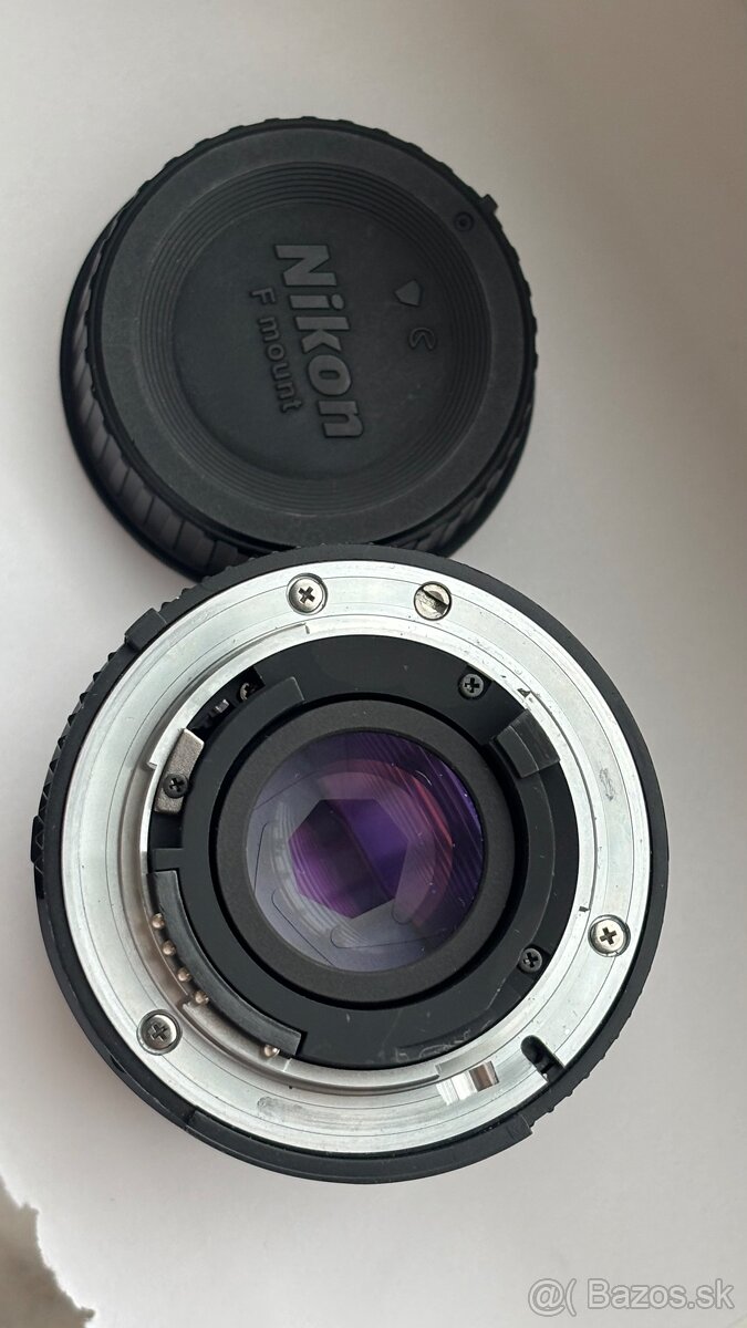 Nikkor 50mm f/1.8D - 7