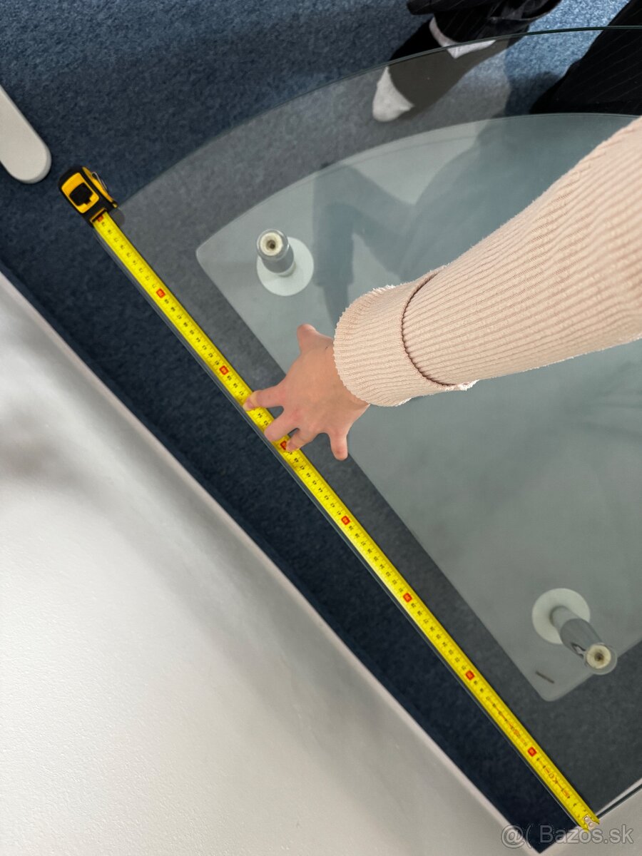 Konferenčný stolík - 7