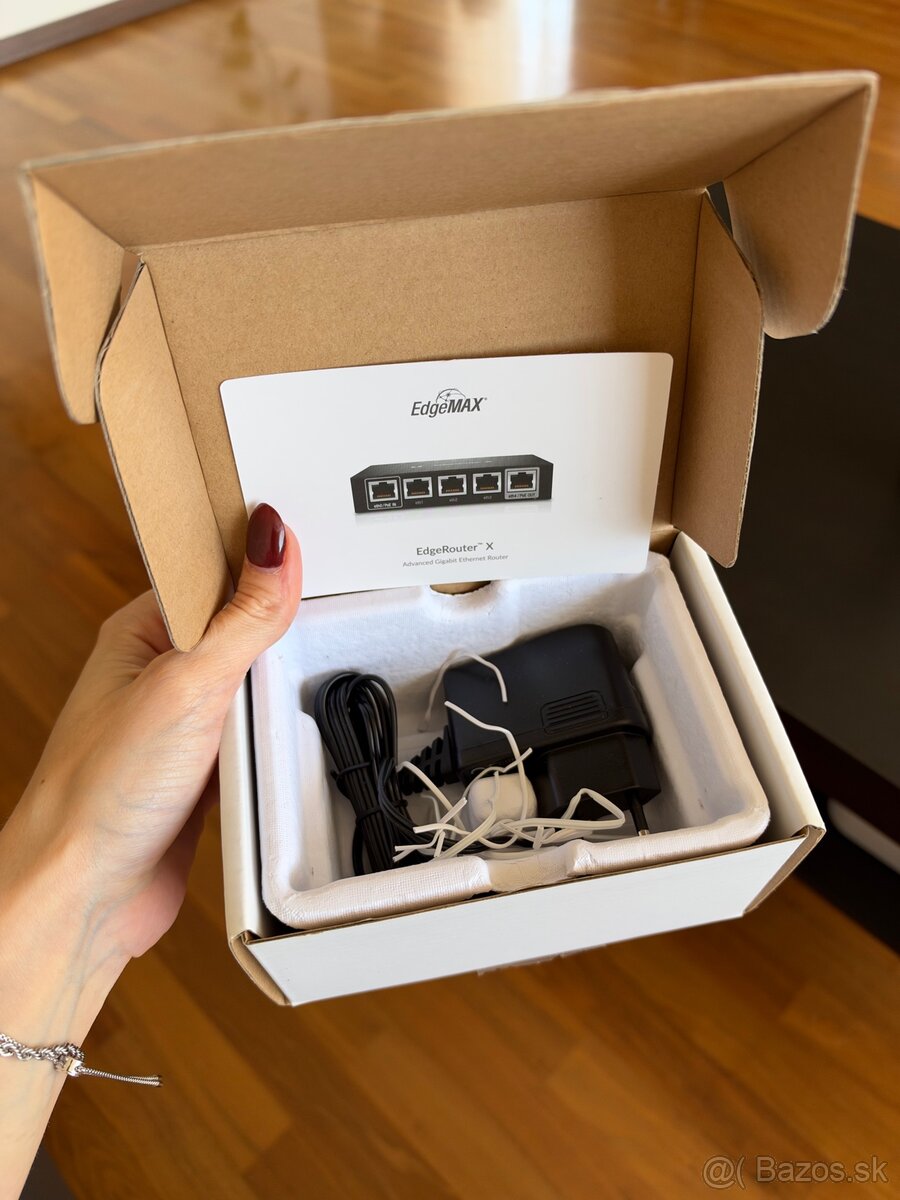 Ubiquiti EdgeRouter X ER-X + napájací adaptér - 7