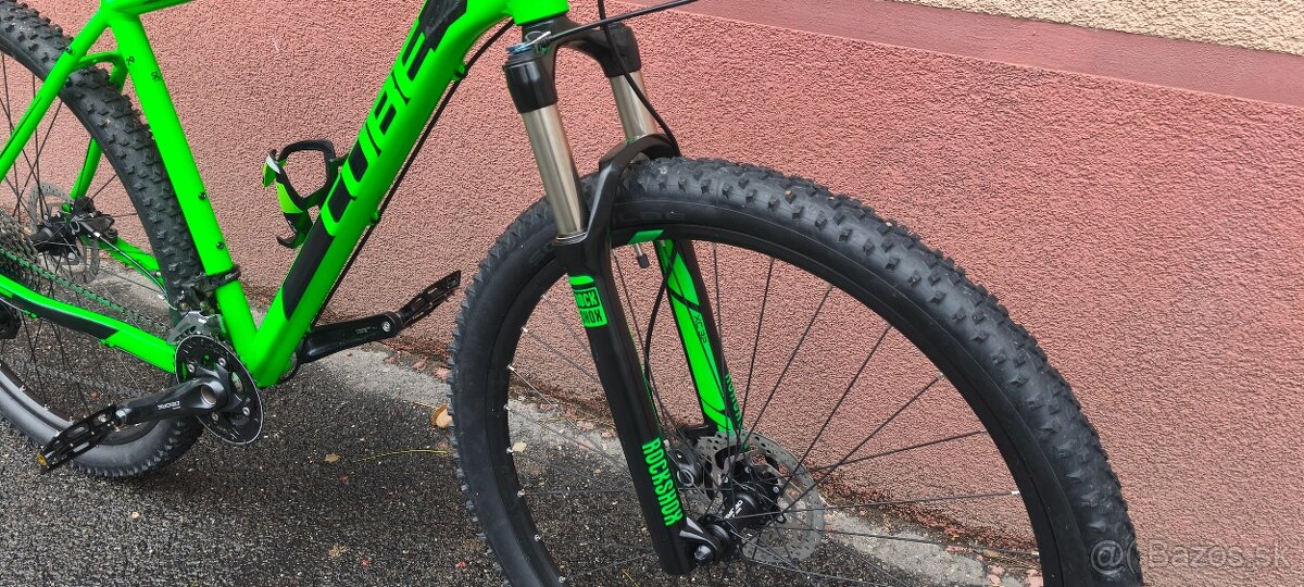 Predám horský bicykel CUBE Attention 29",kolesá 29" - 7