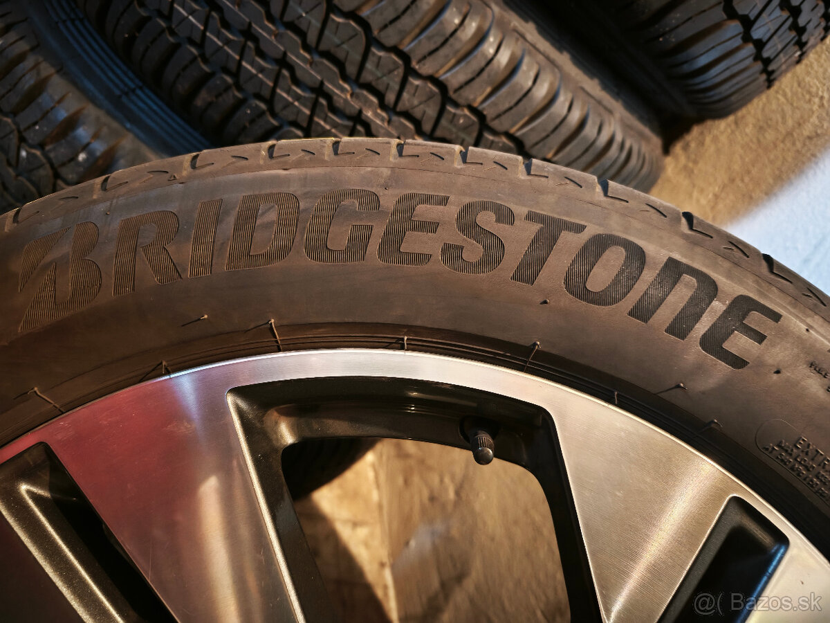 Audi Q8 e-tron - originál 20" alu letná sada - 7