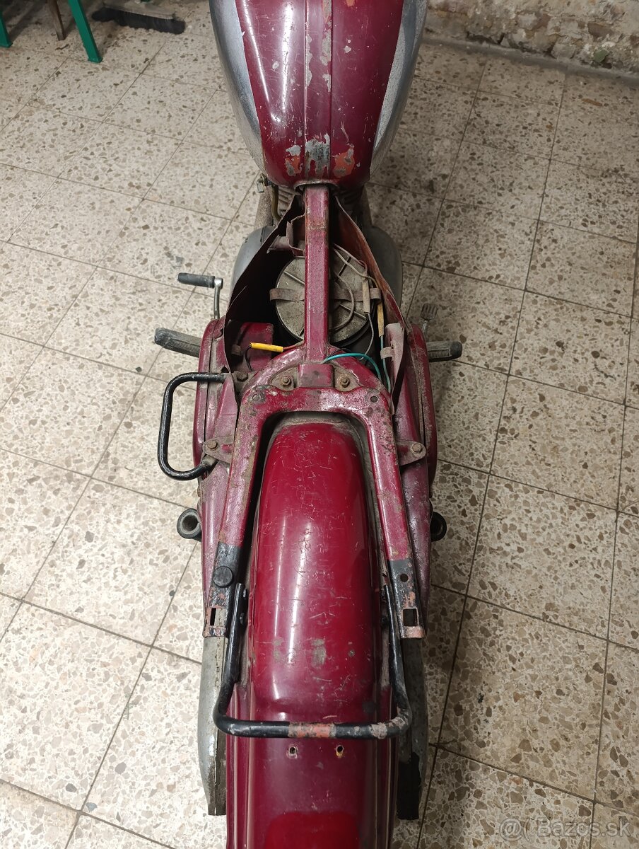 Jawa 250/590 šport - 7