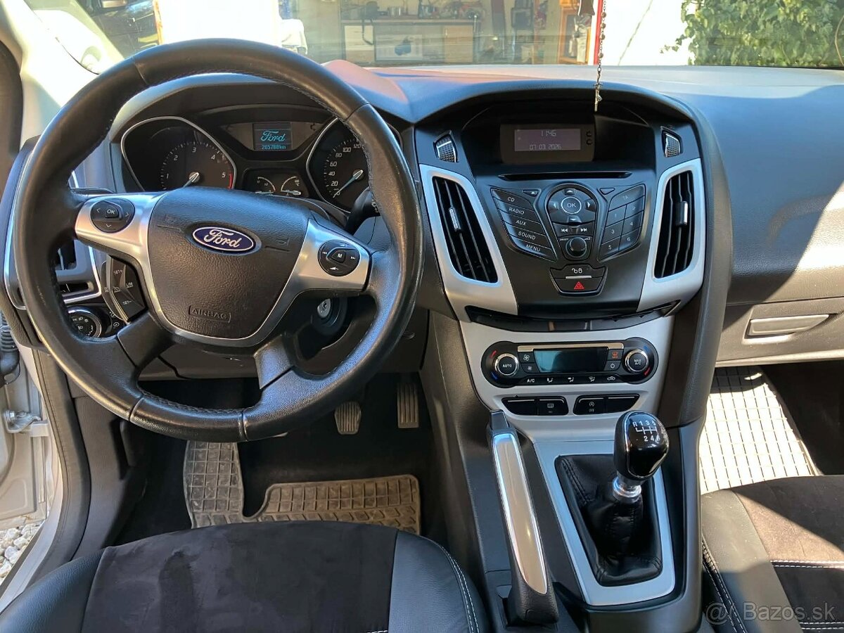 Ford Focus 1.6 TDCi Sedan - 7