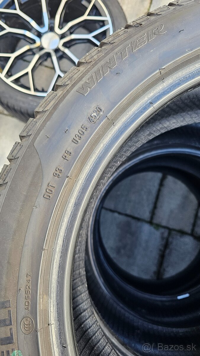 Pirelli p-zero 235/45 r19 - 7