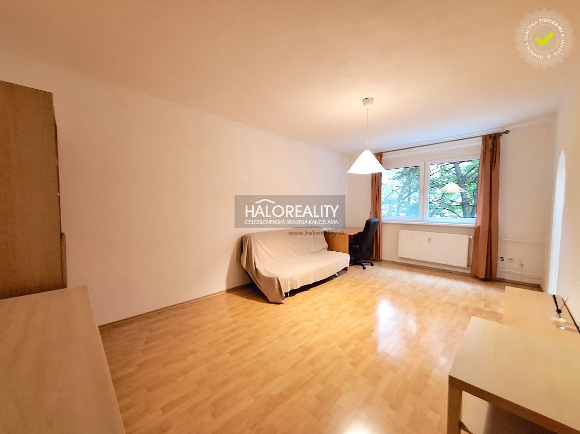 HALO reality - Predaj, dvojizbový byt Bratislava Dúbravka, P - 7