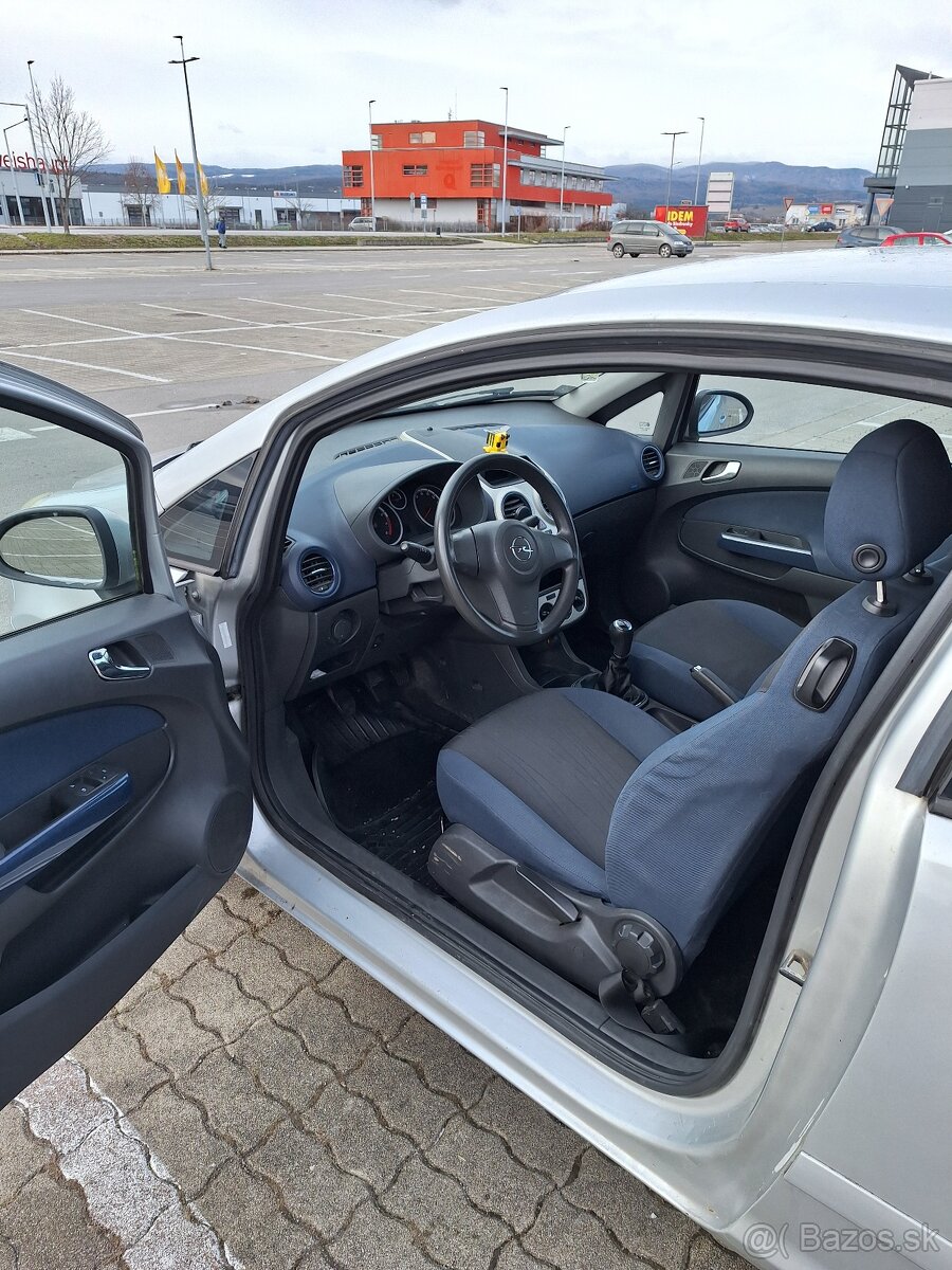 Opel Corsa - 7
