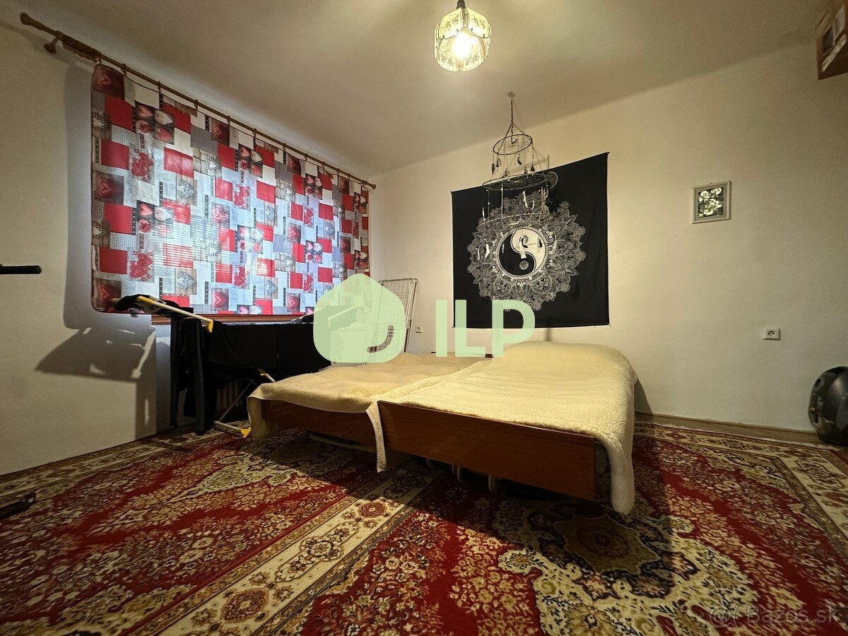 VÄČŠÍ 2-izbový byt s balkónom na predaj v centre SNV - 7