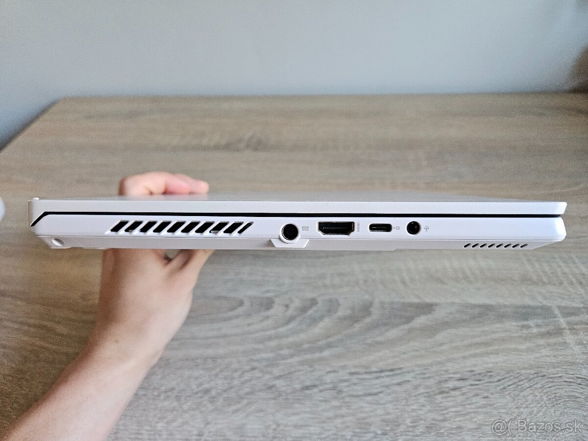 ASUS ROG Zephyrus G14 (2023) GA402X - 7