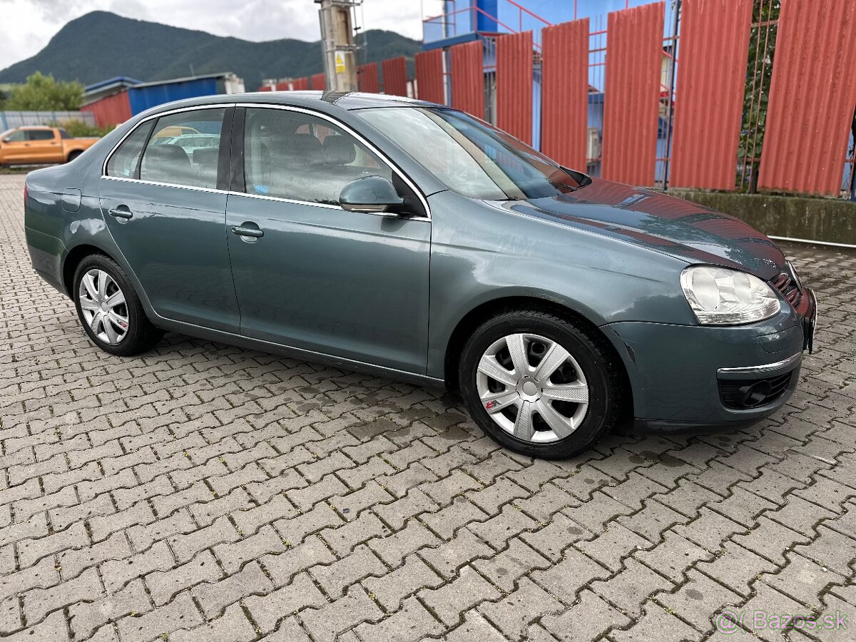 Volkswagen Jetta 2.0 TDI Comfortline 1K2 - 7