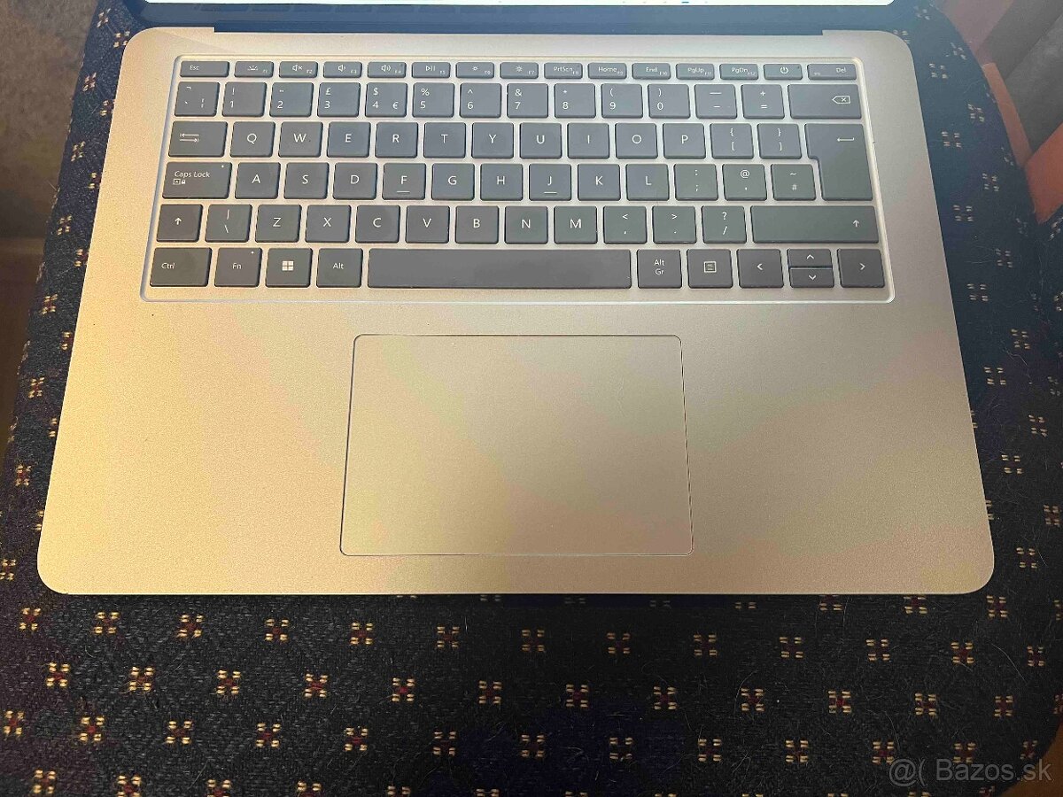 Microsoft Surface Laptop Studio – 16 GB RAM | i5 | Dotyk | W - 7