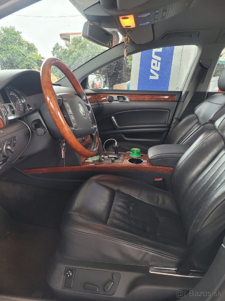 VW Phaeton 3,2L 177KW benzin V6 4motion - 7