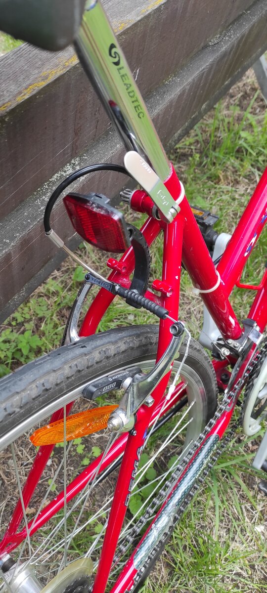 Trekový bicykel - 7