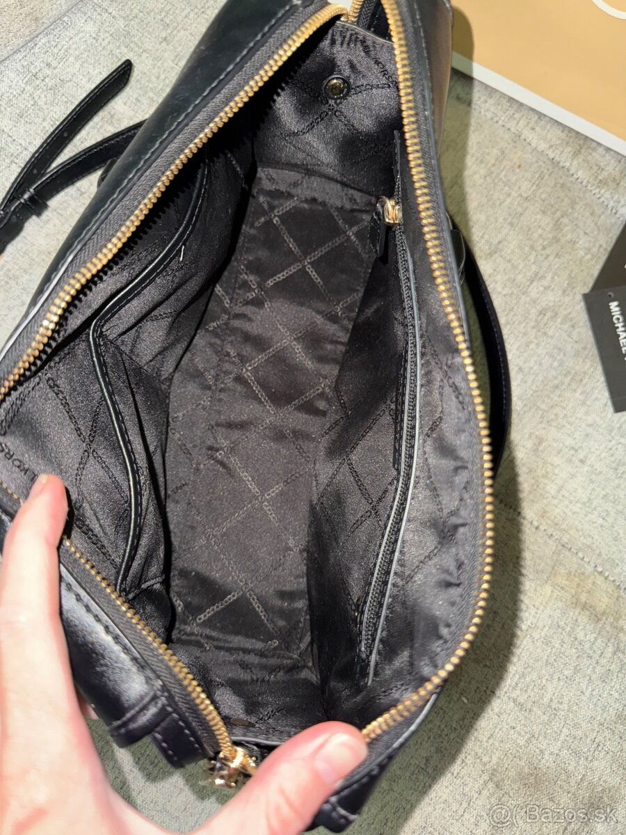 Kožená kabelka Michael Kors - 7