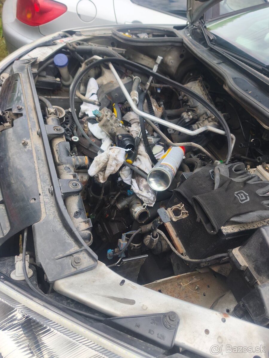 Predám Peugeot 206 sw - 7