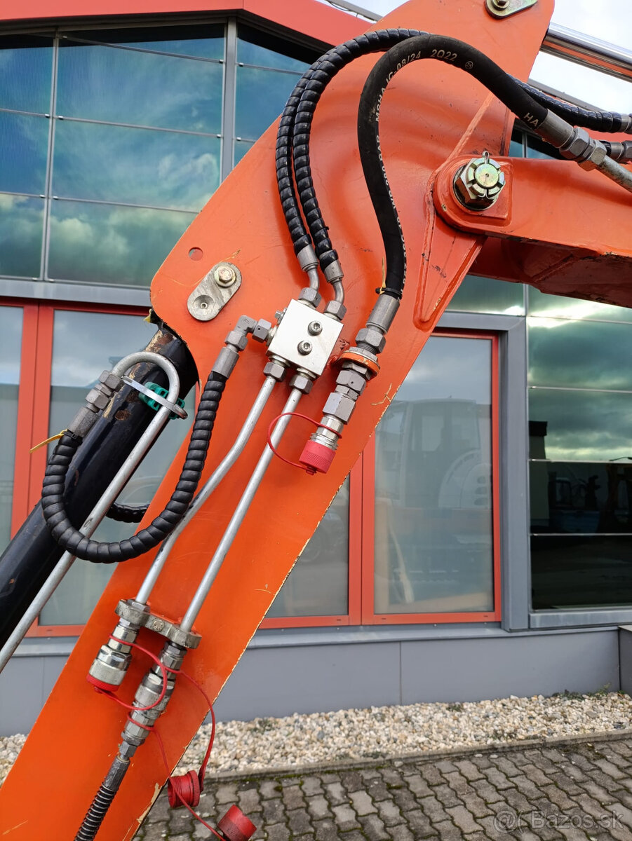 Minibager Komatsu PC16R-3HS rok 2019 Svahovka + podkop. - 7