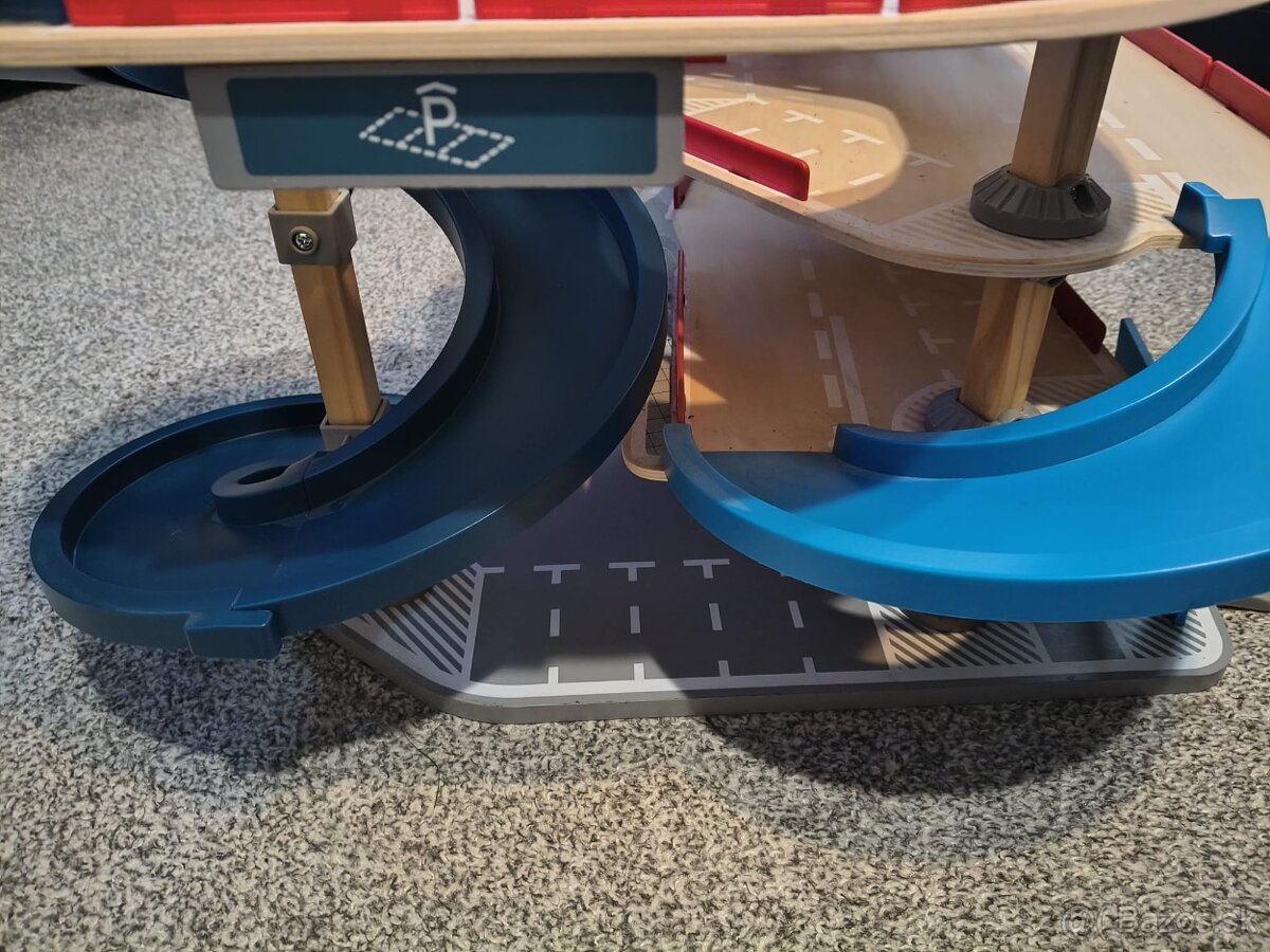 Parkovacia garáž - 7