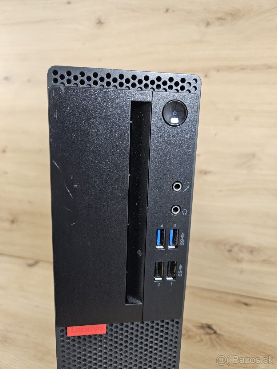 Lenovo M715s AMD A8 / 8GB RAM / 256GB SSD - 7