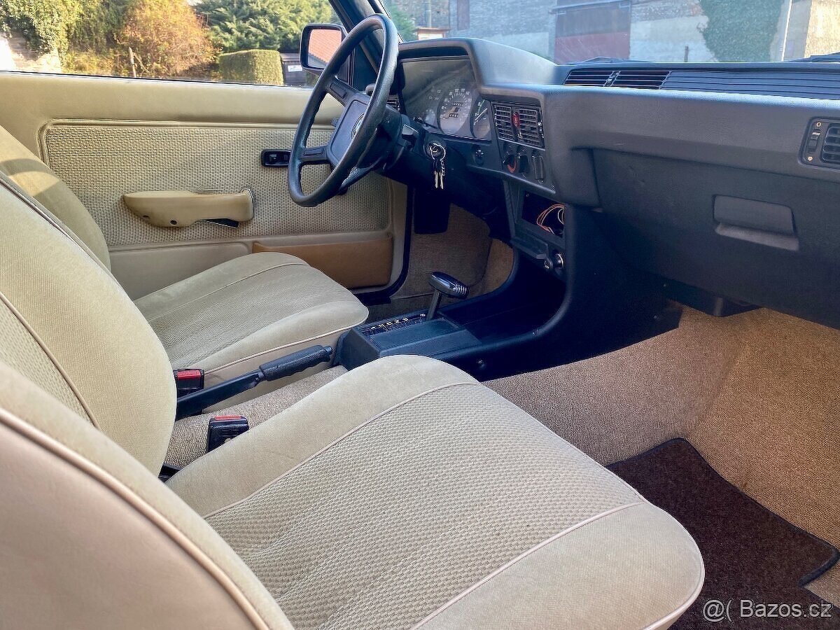 Prodám BMW e21 323i 105 kw r.v.1981 - 7