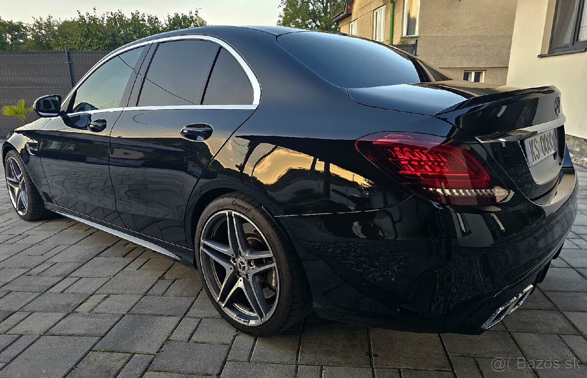 Mercedes-Benz C63 AMG 2019 - 7