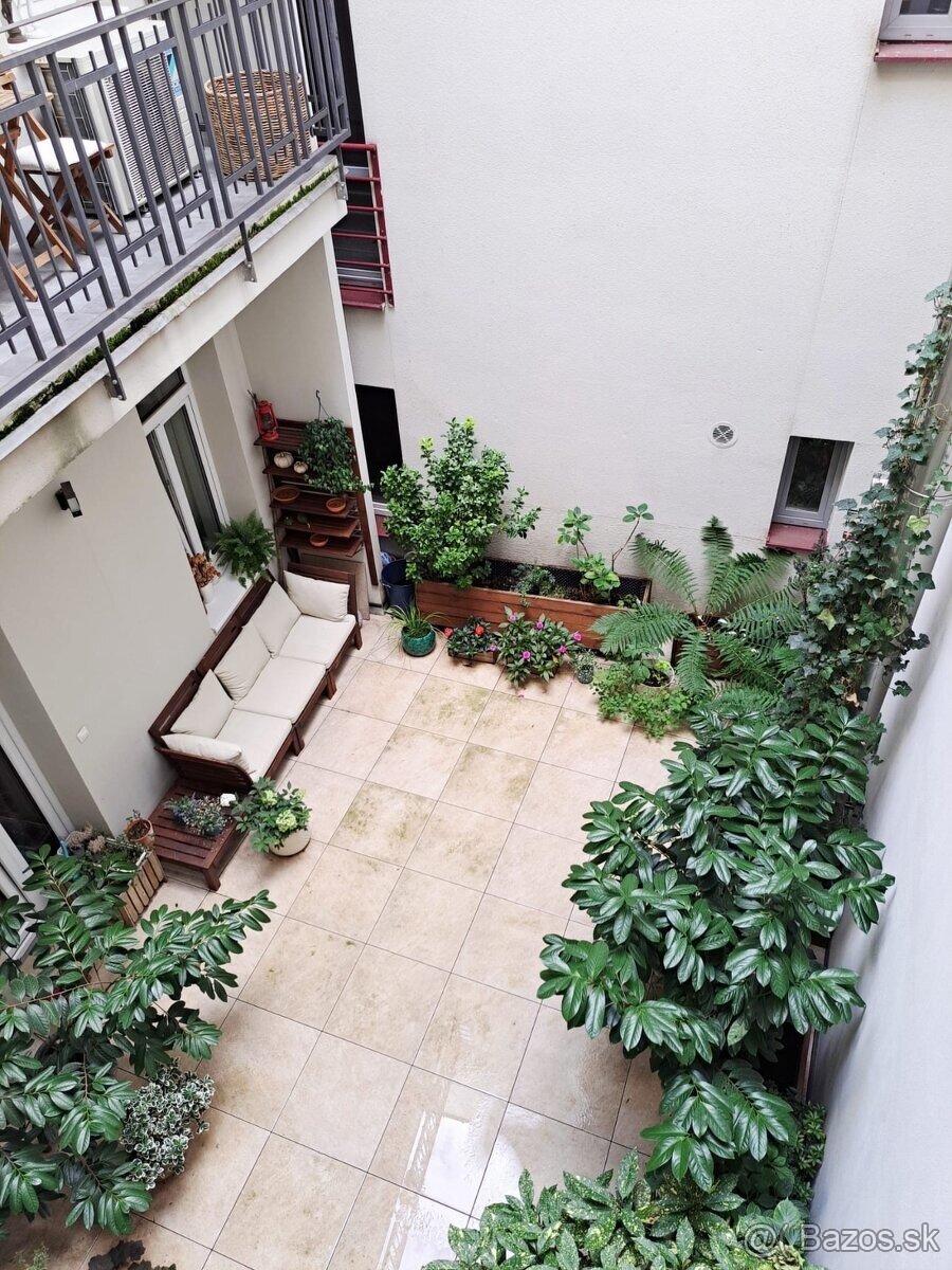 Prémiový 2 izbový byt na skok od námestia - 7