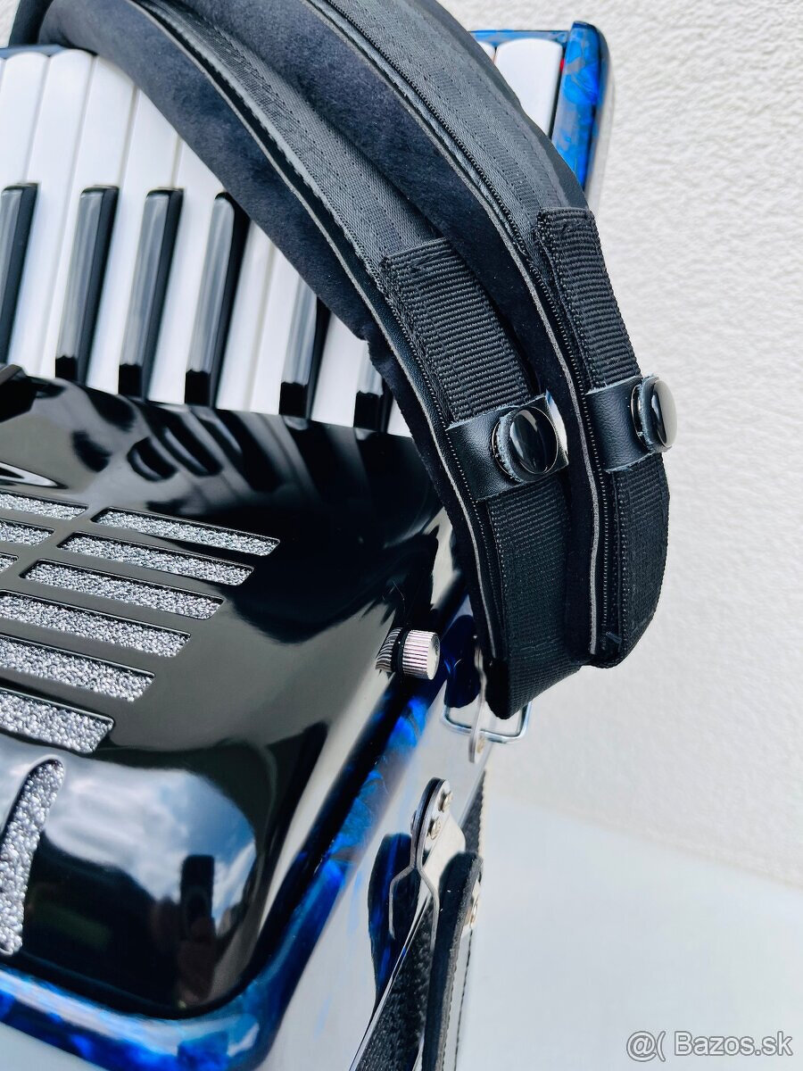 Predám nový akordeón BELTUNICA Vivaldi- De Luxe 60 basový- n - 7