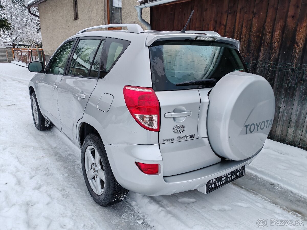 Rav4 2,2 100kw Taliansko - 7