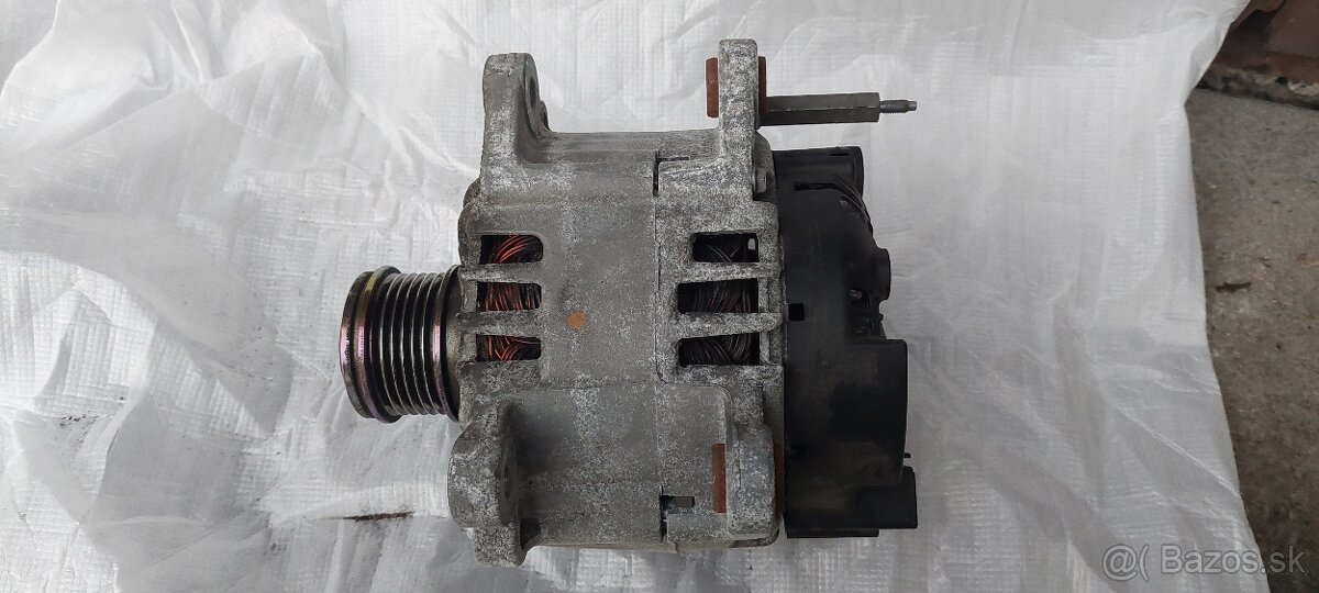 Použitý alternátor 04L903023L - 7
