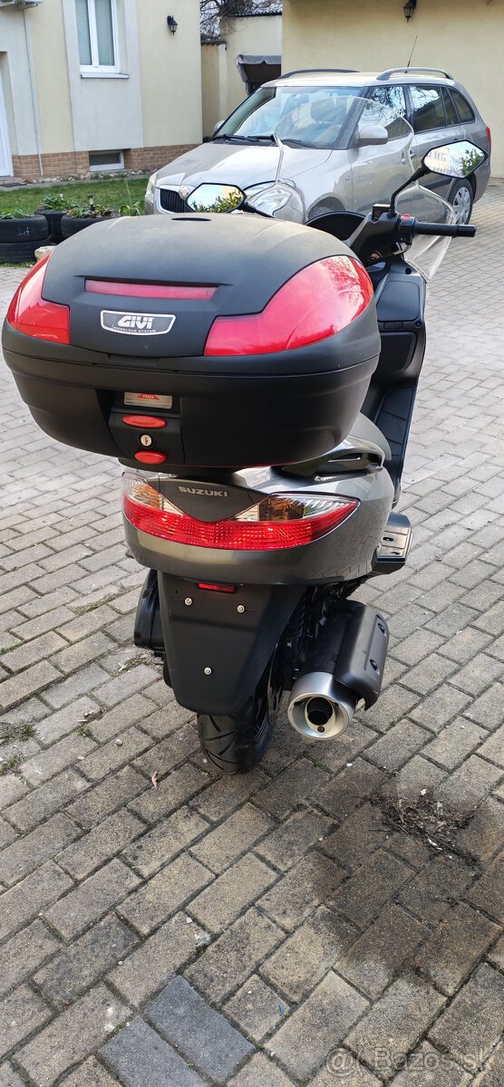 Suzuki Burgman 200 - 7