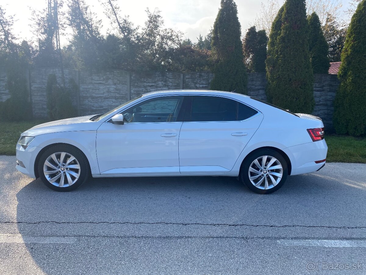 Škoda Superb 2.0 TDi - 7