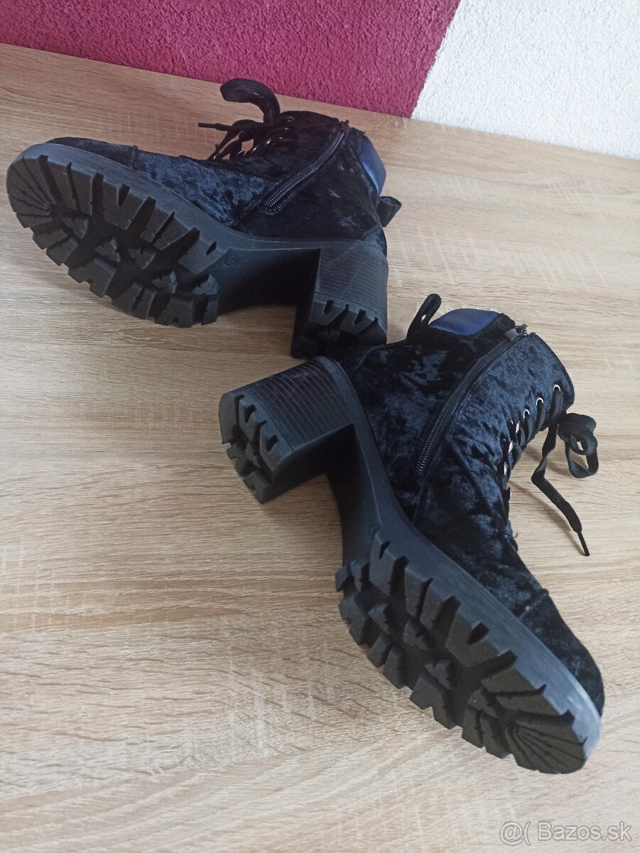 Sandále, žabky-predám - 7