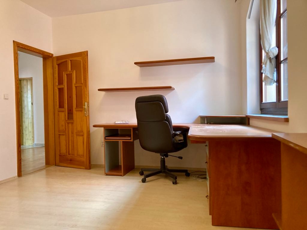 Na prenájom nadštandardný 4-izbový byt v centre, Komárno - 7