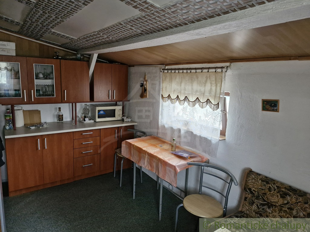 Záhrada s chatkou na Strážnom vrchu - 7