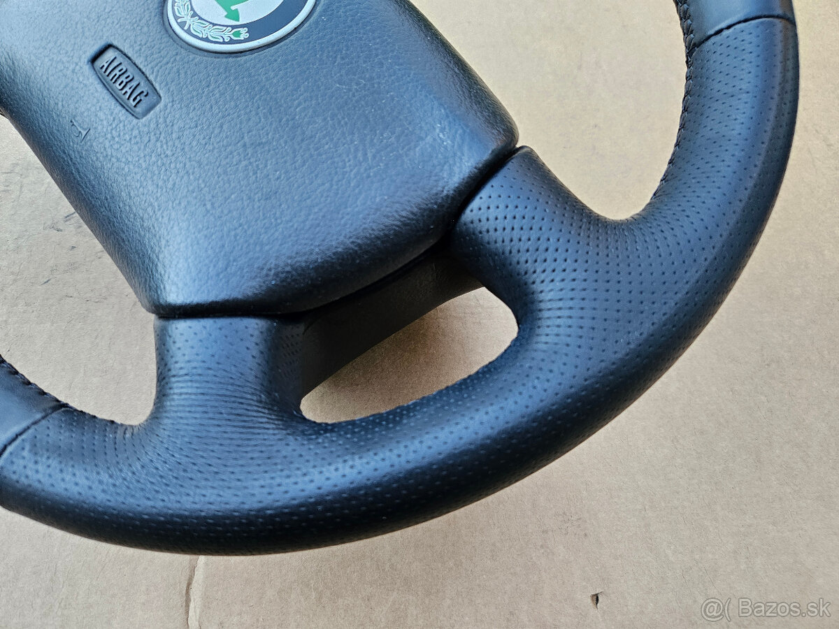 Škoda Octavia 1 volant v koži - 7