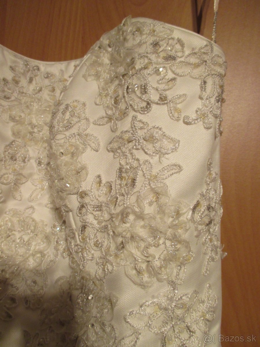 Predám pekné svadobné šaty č.38 smotanovej farby, aj topánky - 7
