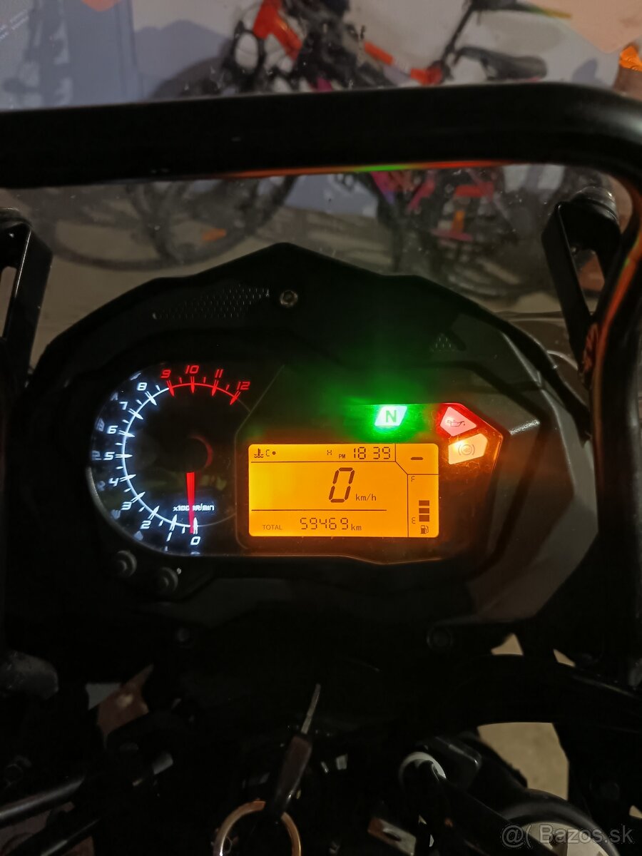 Benelli TRK 502 X - 7