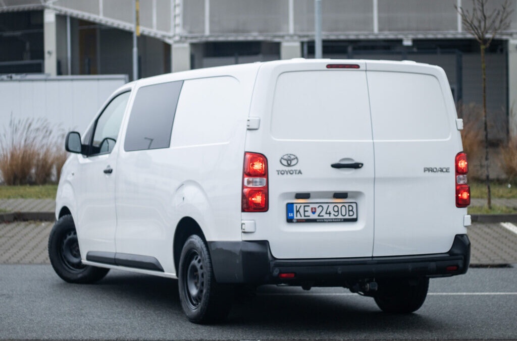 Toyota Proace 2.0 D-4D, 106kW (2022) - 7