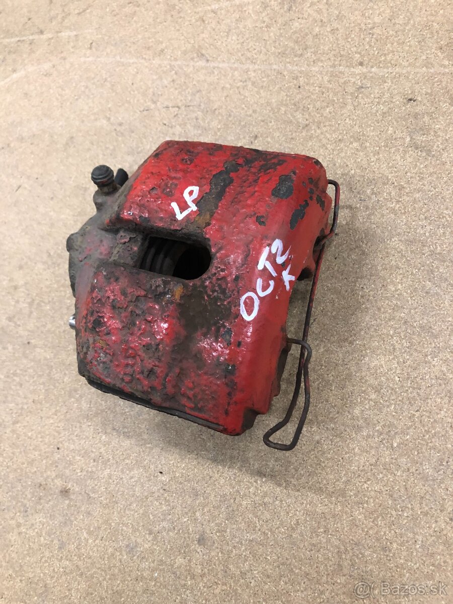 škoda octavia 2 brzdovy valec vaha ventil kryt strmen - 7