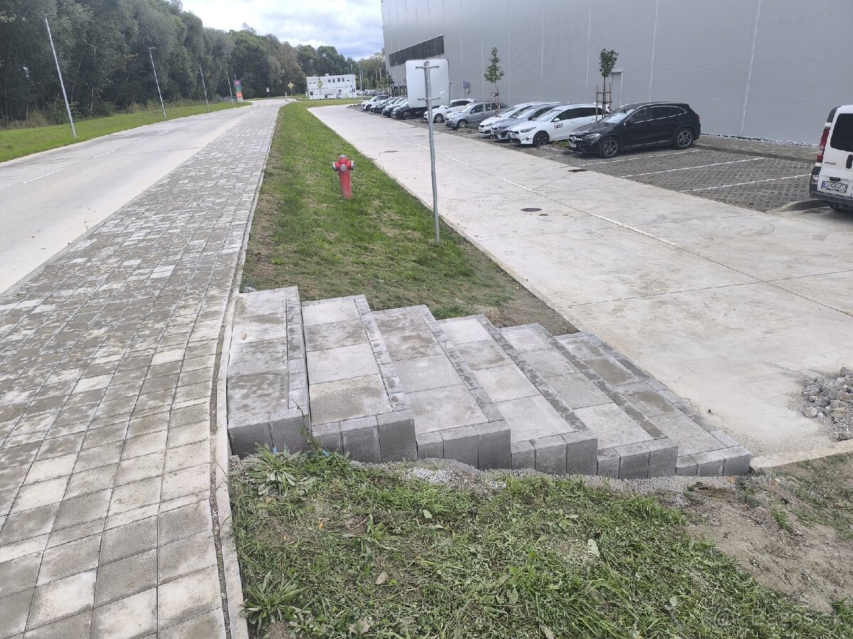 Ponúkame vám naše práce - 7