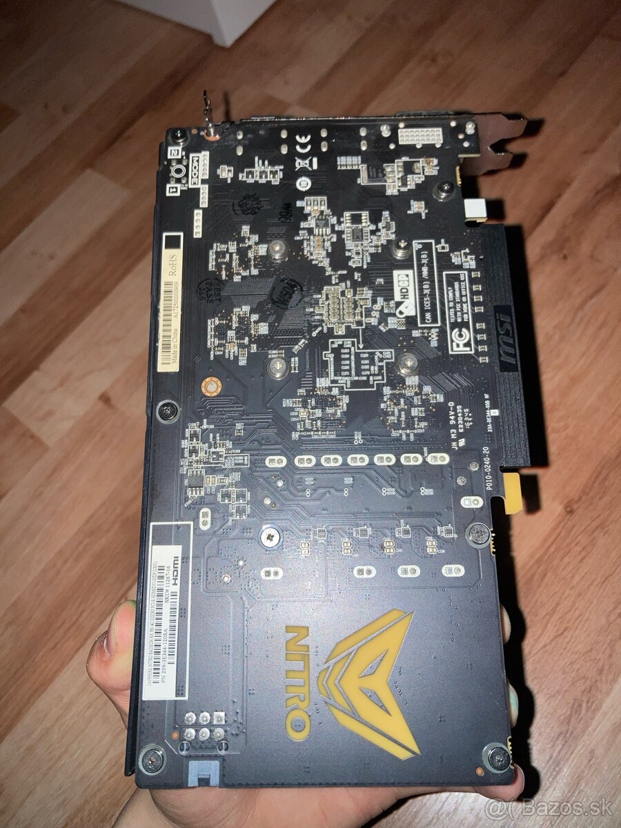 Predam Graficku kartu Sapphire Nitro Radeon RX 560 - 7