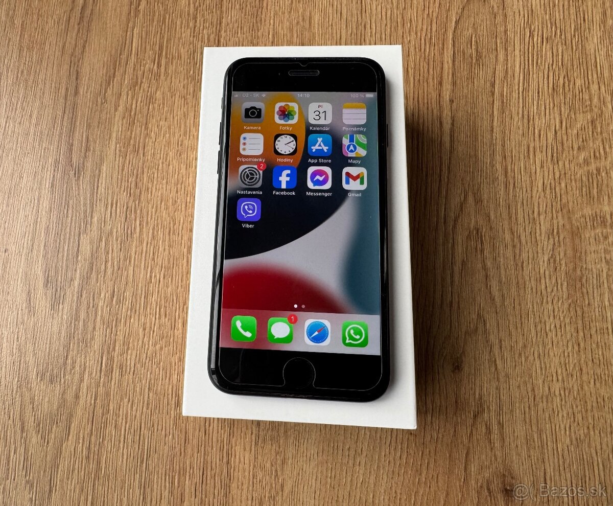 iPhone 7 32GB - SUPER STAV - 7