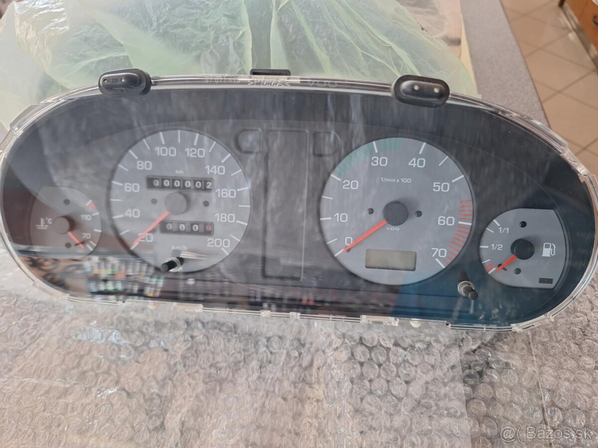 panel prístrojovky + otáčkomery Felicia - 7