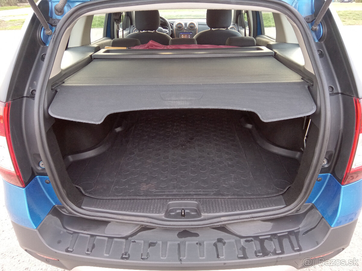 Logan MCVII Stepway - 7