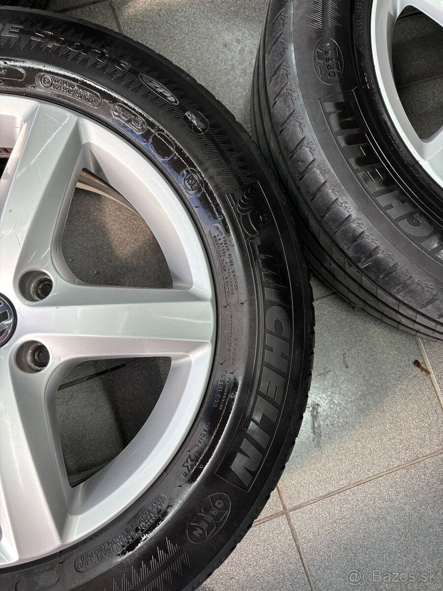 VW Touareg R18 originál sada leto - 7