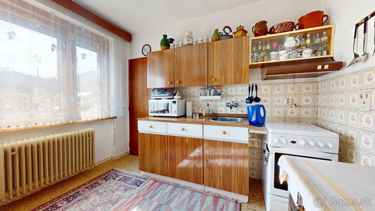 5-IZB. DOM - KRÁĽOVA LEHOTA - 7